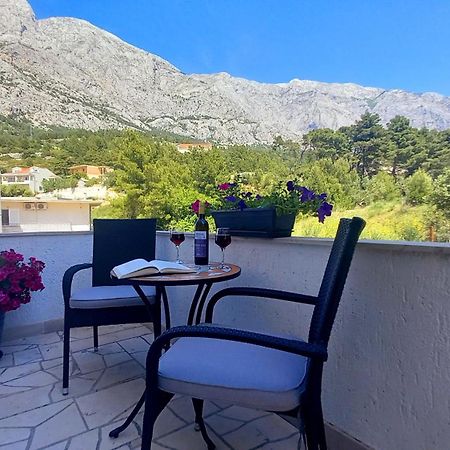 Apartmani Omrcen Baška Voda Kamer foto